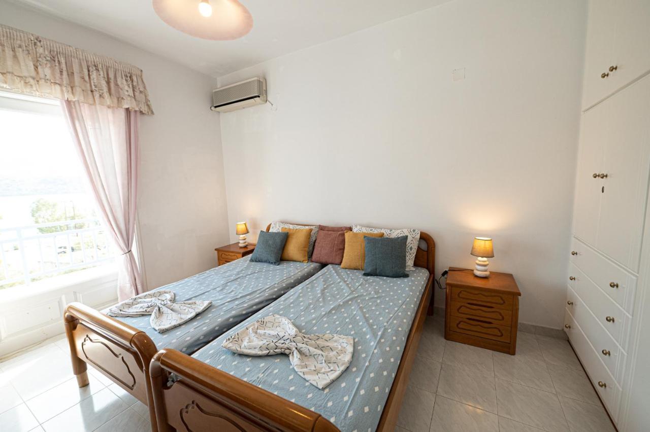 Villa Rigos House At Askeli Beach, Poros Island Poros Town Exterior foto